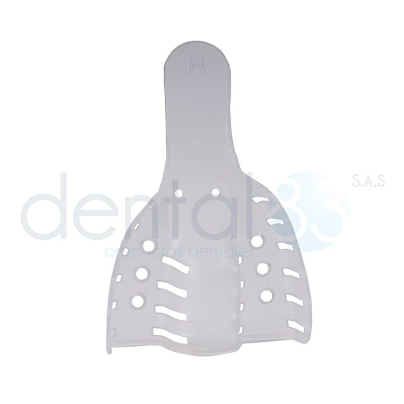 CUBETA PLÁSTICA PERFORADA X 6