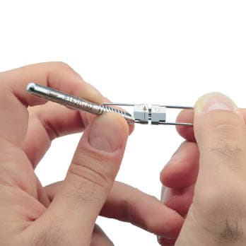 INSTRUMENTO DOBLA BRAZOS PARA DISYUNTORES Y EXPANSORES